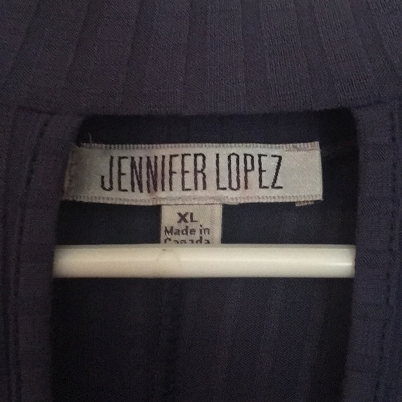 Pretty blouse - Picture 2 of 2